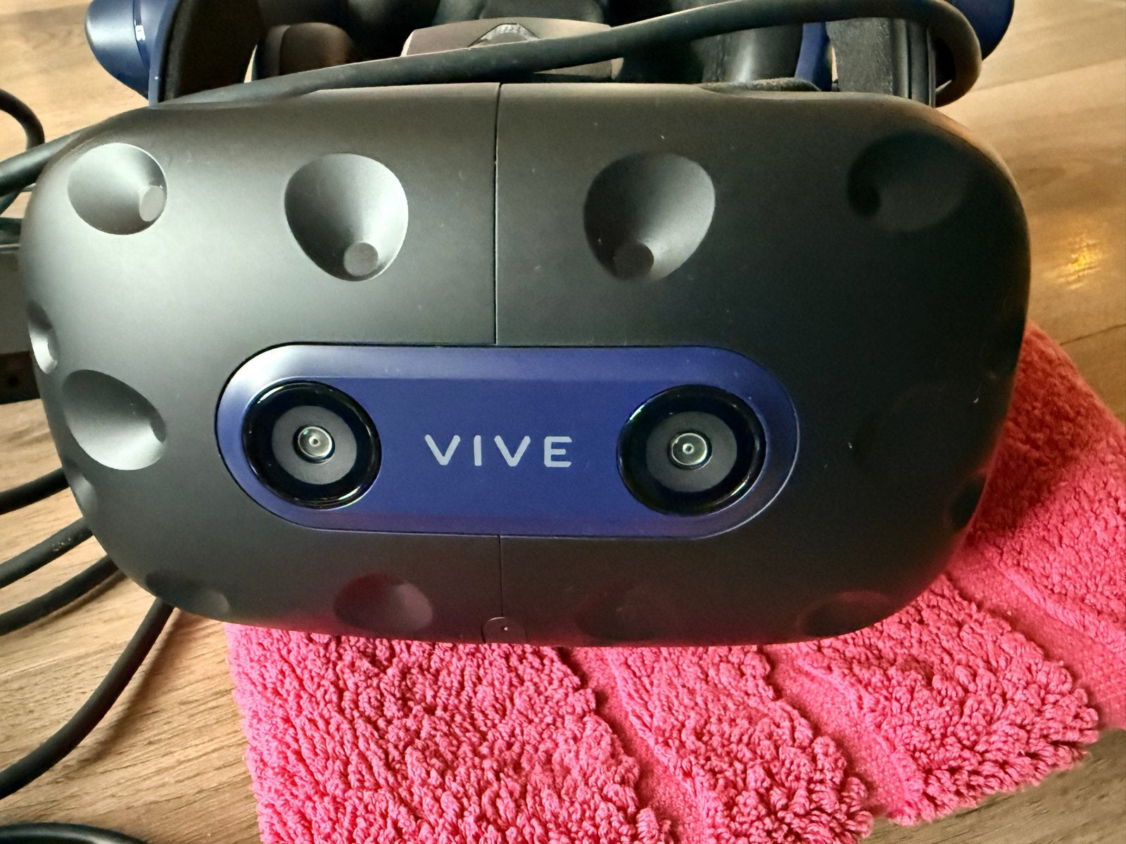 HTC Vive Pro 2 VR-headset met controllers en basisstations, Spelcomputers en Games, Virtual Reality, Ophalen of Verzenden, Zo goed als nieuw
