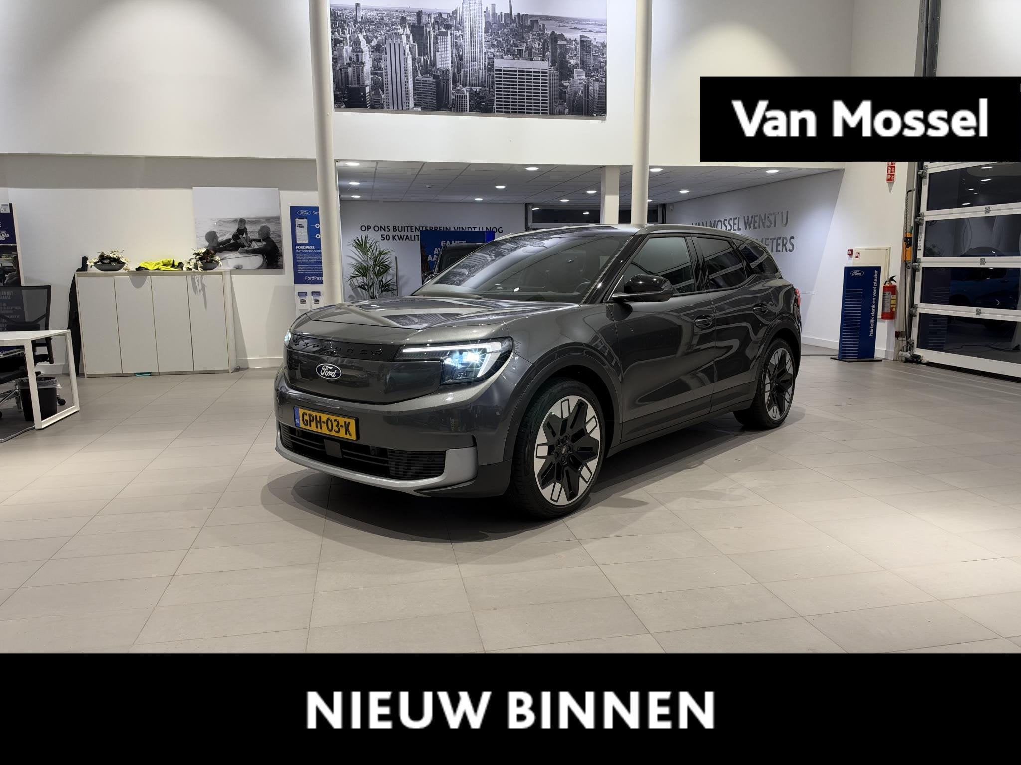 Ford Explorer Premium Extended Range RWD 77 kWh | PANORAMADA