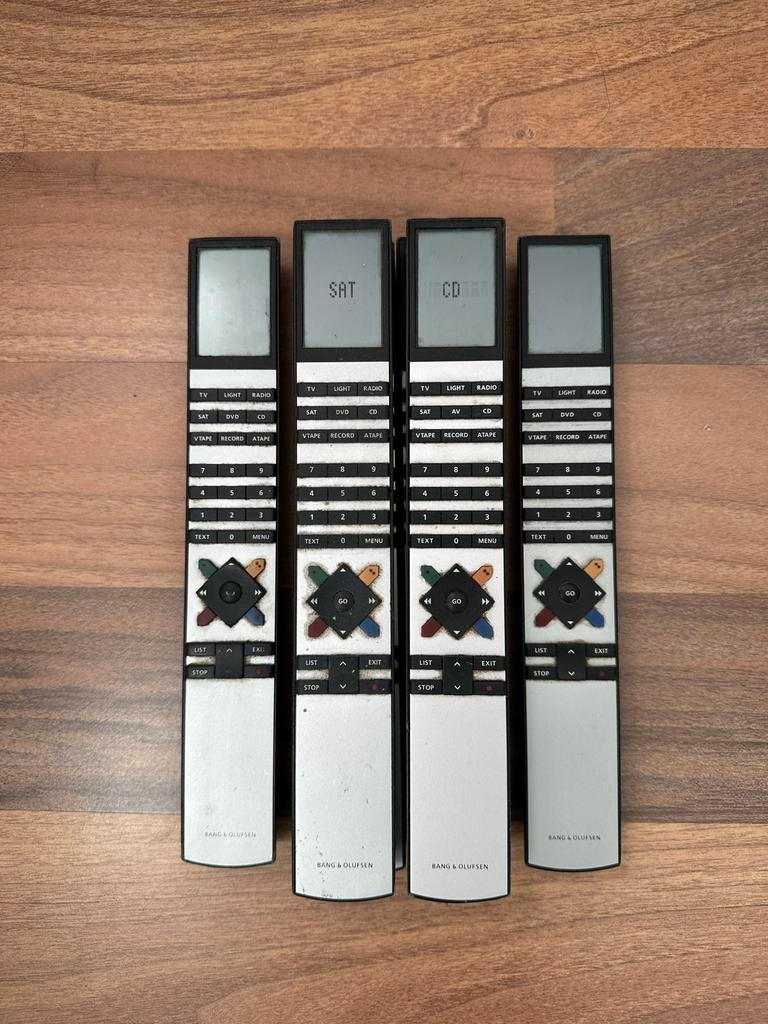 3x Bang & Olufsen Beolink 4 afstandbedieningen, Audio, Tv en Foto, Afstandsbedieningen, Gebruikt, Tv, Ophalen of Verzenden, Origineel
