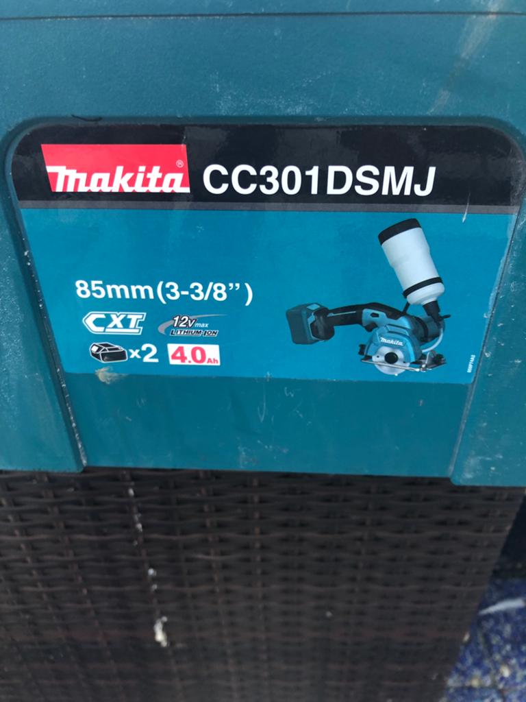 Makita CC301DSMJ CXT 12V Max Cirkelzaag met 2 accu's, Minder dan 30 mm, Cirkelzaag, Ophalen of Verzenden, Zo goed als nieuw