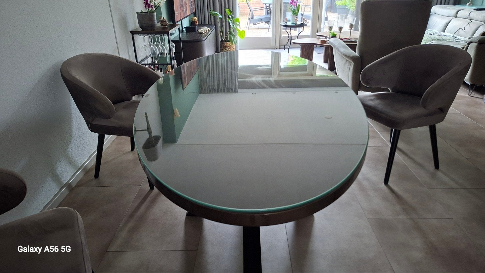 Eettafel ovaal taupe / brons, Ophalen