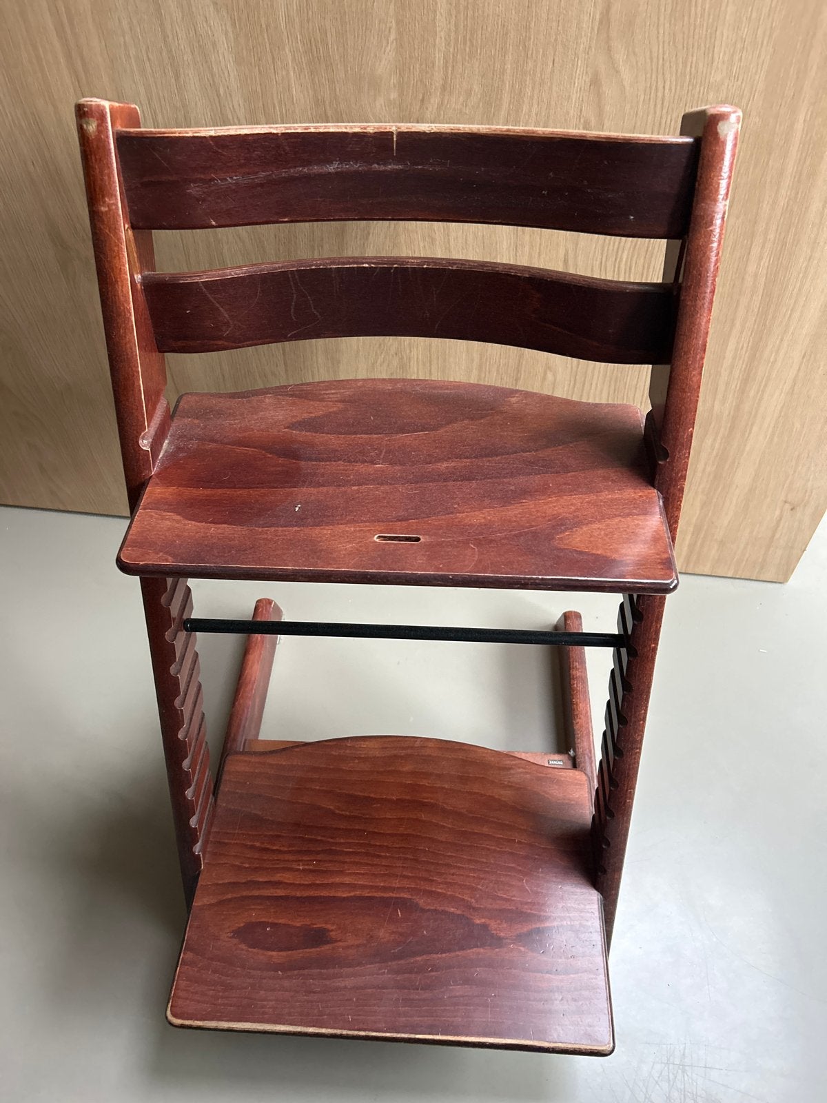 Stokke Tripp Trapp meegroeistoel - Kersenhout, Kinderen en Baby's, Ophalen, Gebruikt, Meegroeistoel