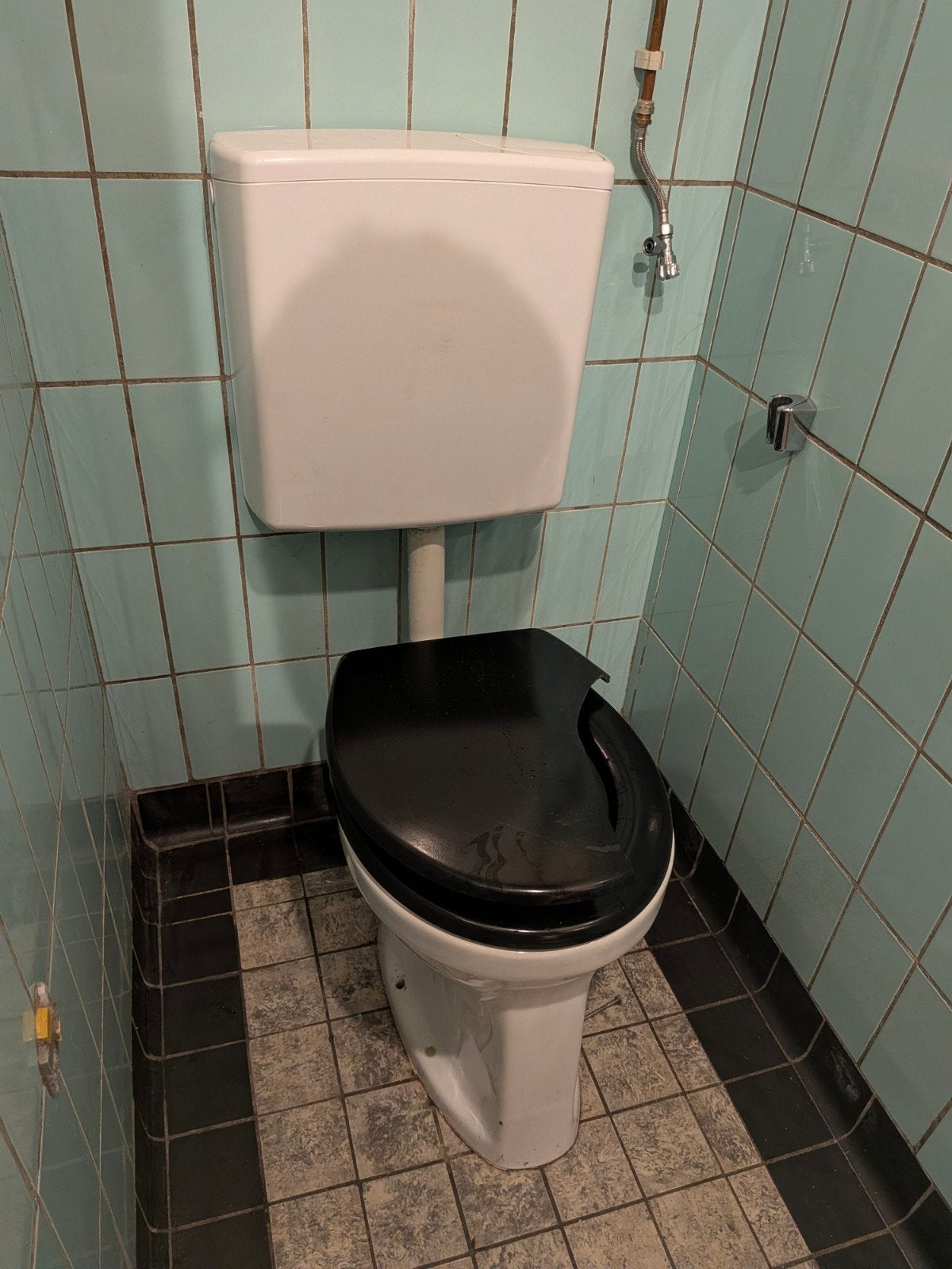 Gebruikt toilet met gebroken bril, Ophalen of Verzenden, Gebruikt, Toilet