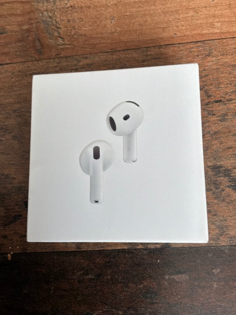 Air pods 4, Bluetooth, In gehoorgang (in-ear), Ophalen of Verzenden, Zo goed als nieuw