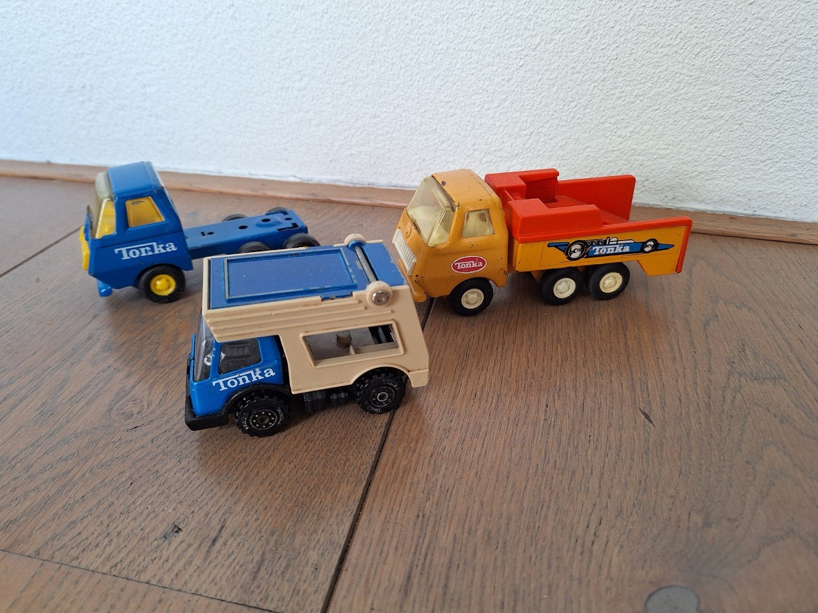 Tonka vrachtwagen en camper en oude tractoren, Kinderen en Baby's, Speelgoed | Speelgoedvoertuigen, Ophalen of Verzenden, Gebruikt