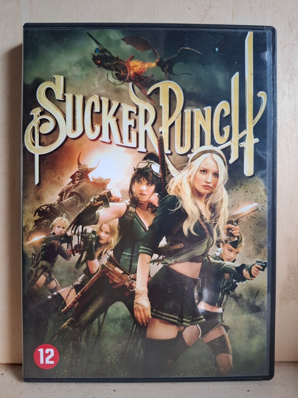 Sucker Punch - Actie Fantasy - Emily Browing -  DVD, Spaans, Bonusmateriaal, Actie, Ophalen of Verzenden