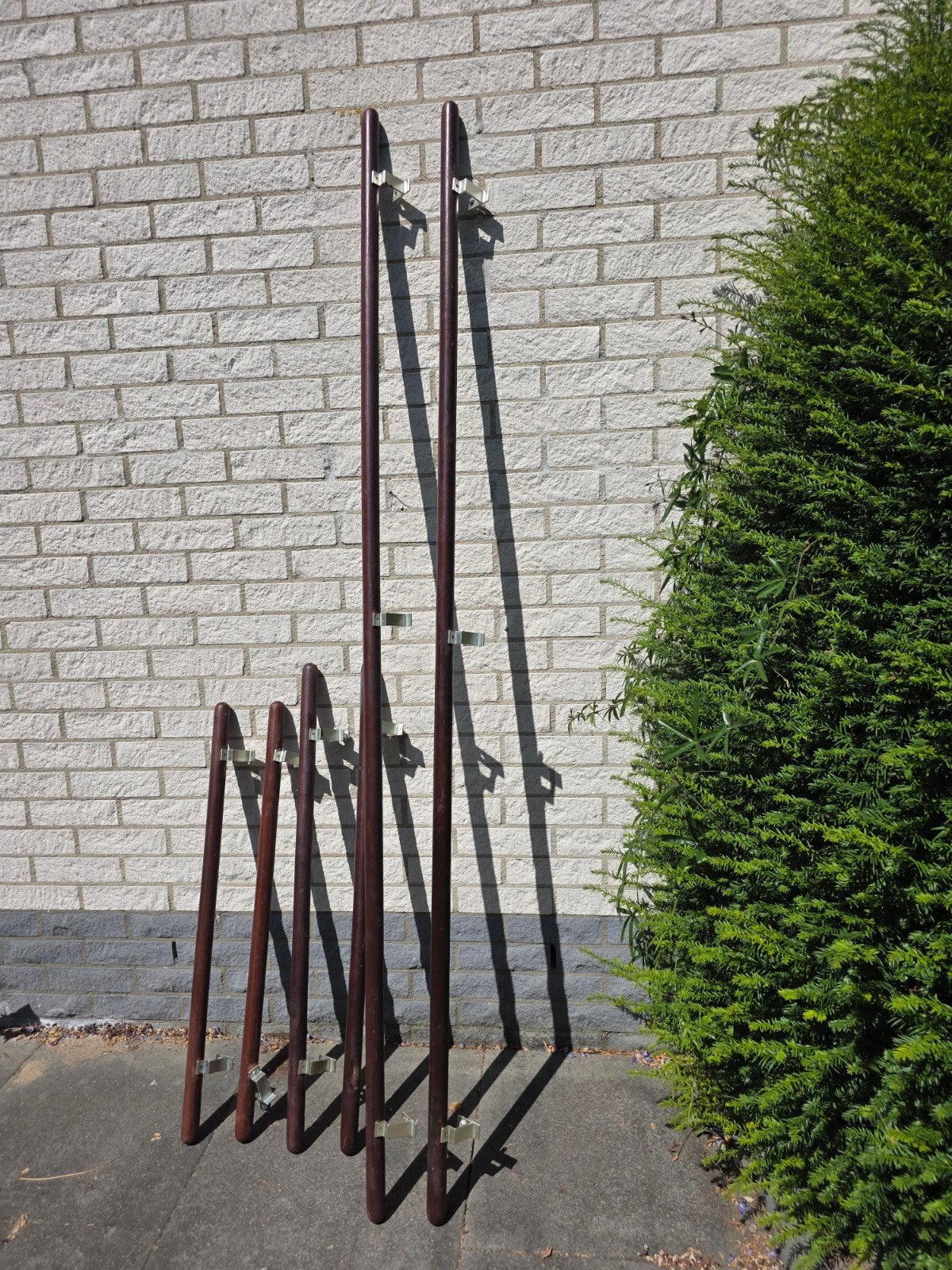 Hardhouten trapleuning set  met beugels totaal lengte 882 cm, Ophalen, Gebruikt, 4 meter of meer
