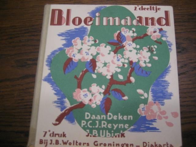 3 deeltjes boeimaand 7e druk 1951 oud kinderboekje, Boeken, Ophalen of Verzenden, Gelezen