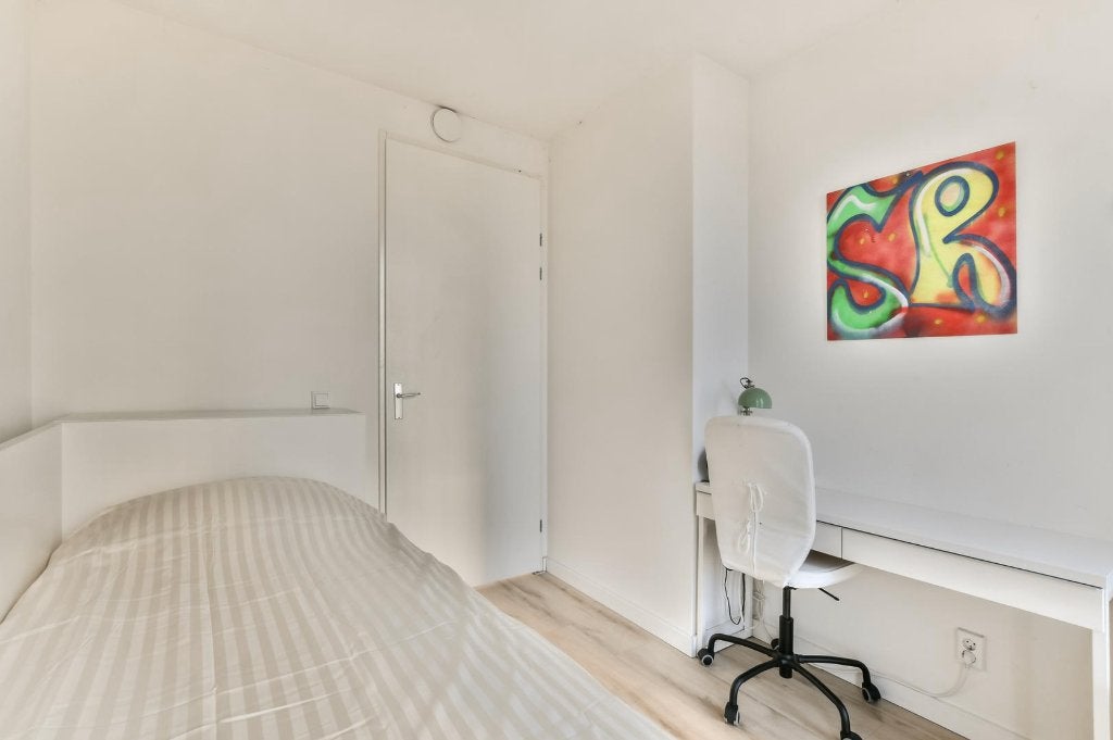 Eén persoons Ikea bed + uitschuif kastje, Ophalen, 90 cm, Eenpersoons, Wit