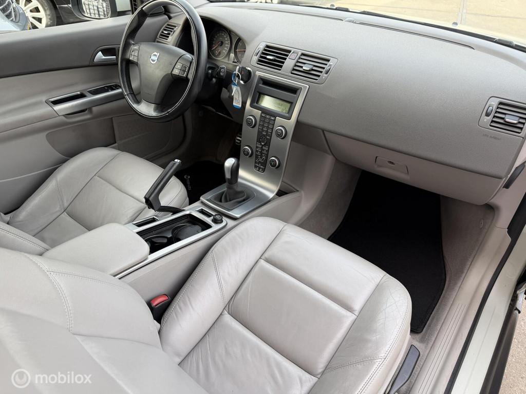 Volvo C30 1.8 Summum 58.000KM / LEER, Voorwielaandrijving, 1228 kg, 125 pk, Gebruikt