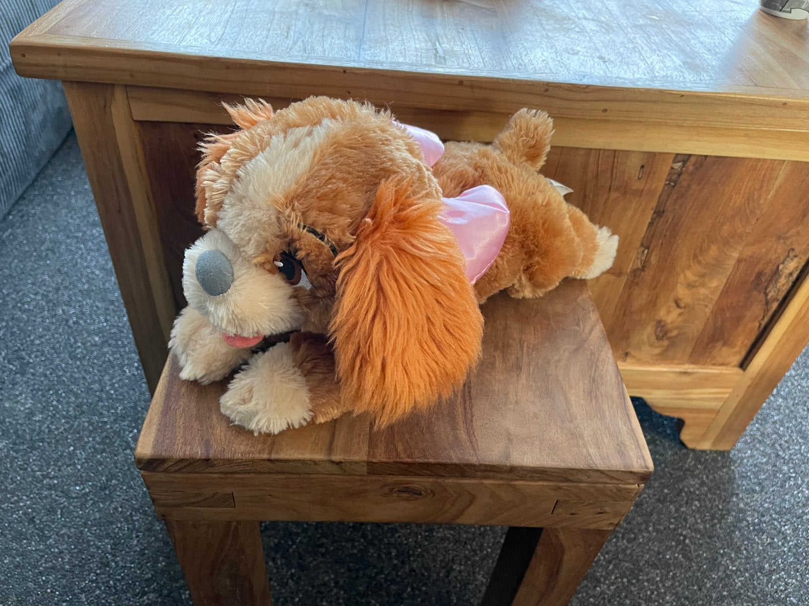 Mooie Disneyland Paris knuffel van hond pup Lady la Belle, Ophalen of Verzenden, Overige figuren, Zo goed als nieuw, Knuffel