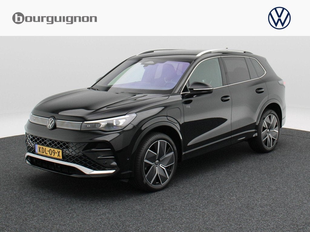 Volkswagen Tiguan R-Line Edition 1.5 eHybrid 272 PK | Trekha, Auto's, Volkswagen, Bedrijf, Te koop, Tiguan, 360° camera, ABS, Achteruitrijcamera