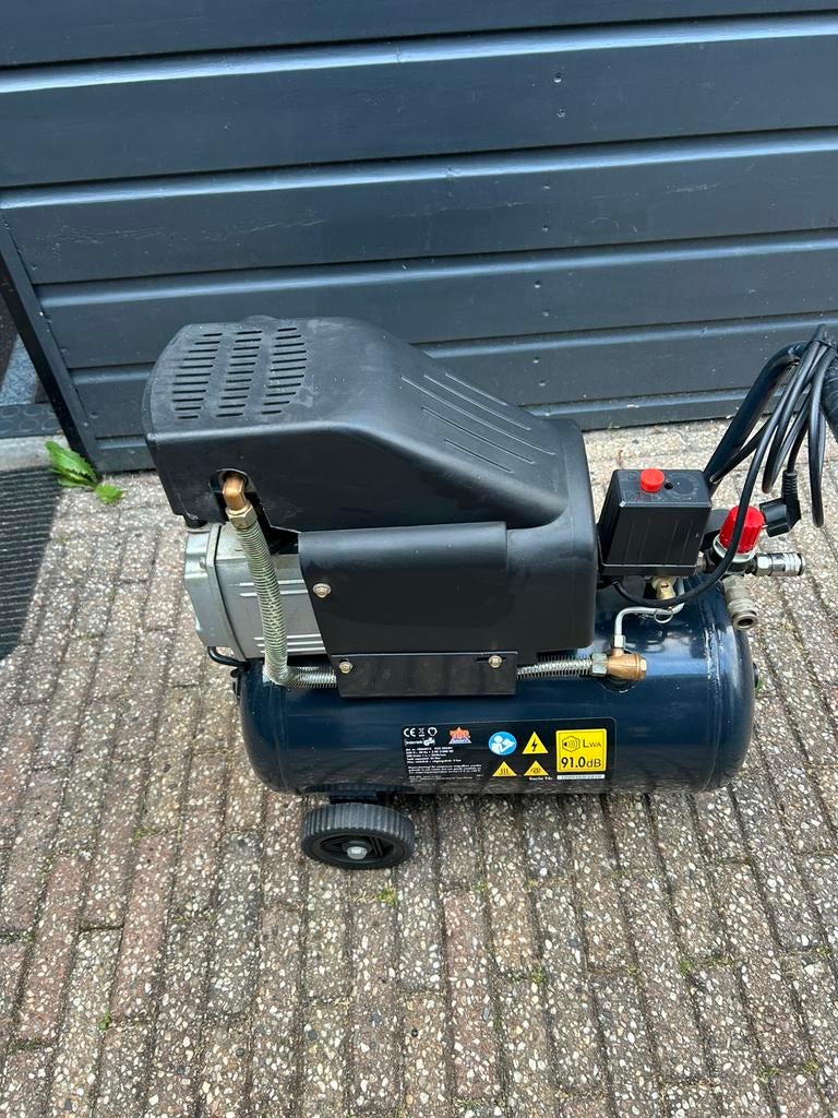 Te koop top craft compressor, Ophalen, 6 tot 10 bar, Zo goed als nieuw, Minder dan 200 liter/min