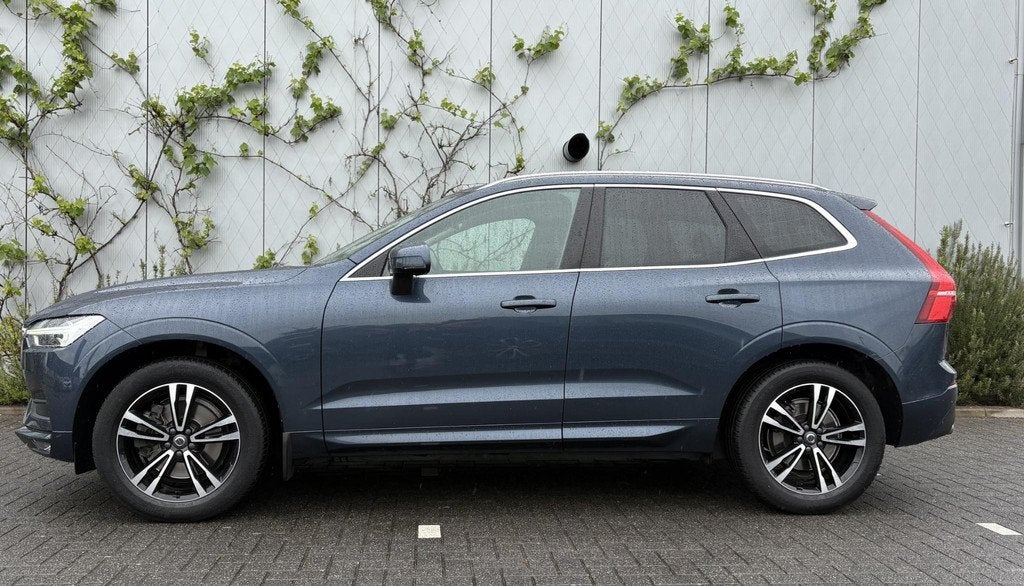Volvo XC60 2.0 T5 Momentum Pro | Trekhaak | Keyless Entry |, Auto's, Volvo, 12 maanden, Gebruikt, Euro 6, 4 cilinders