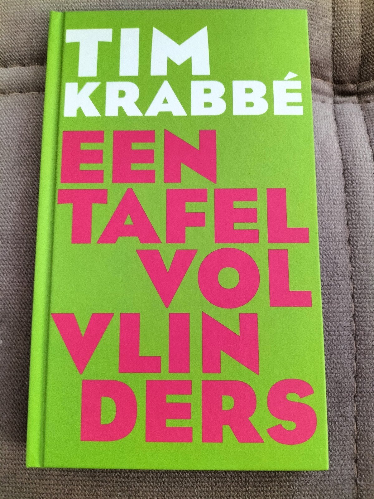 Tim Krabbé - Een Tafel Vol Vlinders (Hardcover), Boeken, Verzenden, Zo goed als nieuw, Tim Krabbé, Nederland