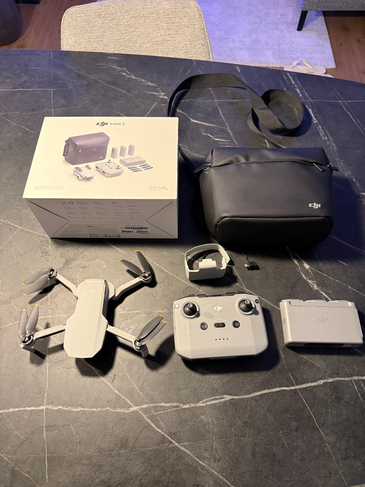 DJI Mini 2 Fly More Combo, Audio, Tv en Foto, Drones, Cameradrone, Extra accu('s), 5 tot 10 kilometer, Ophalen of Verzenden