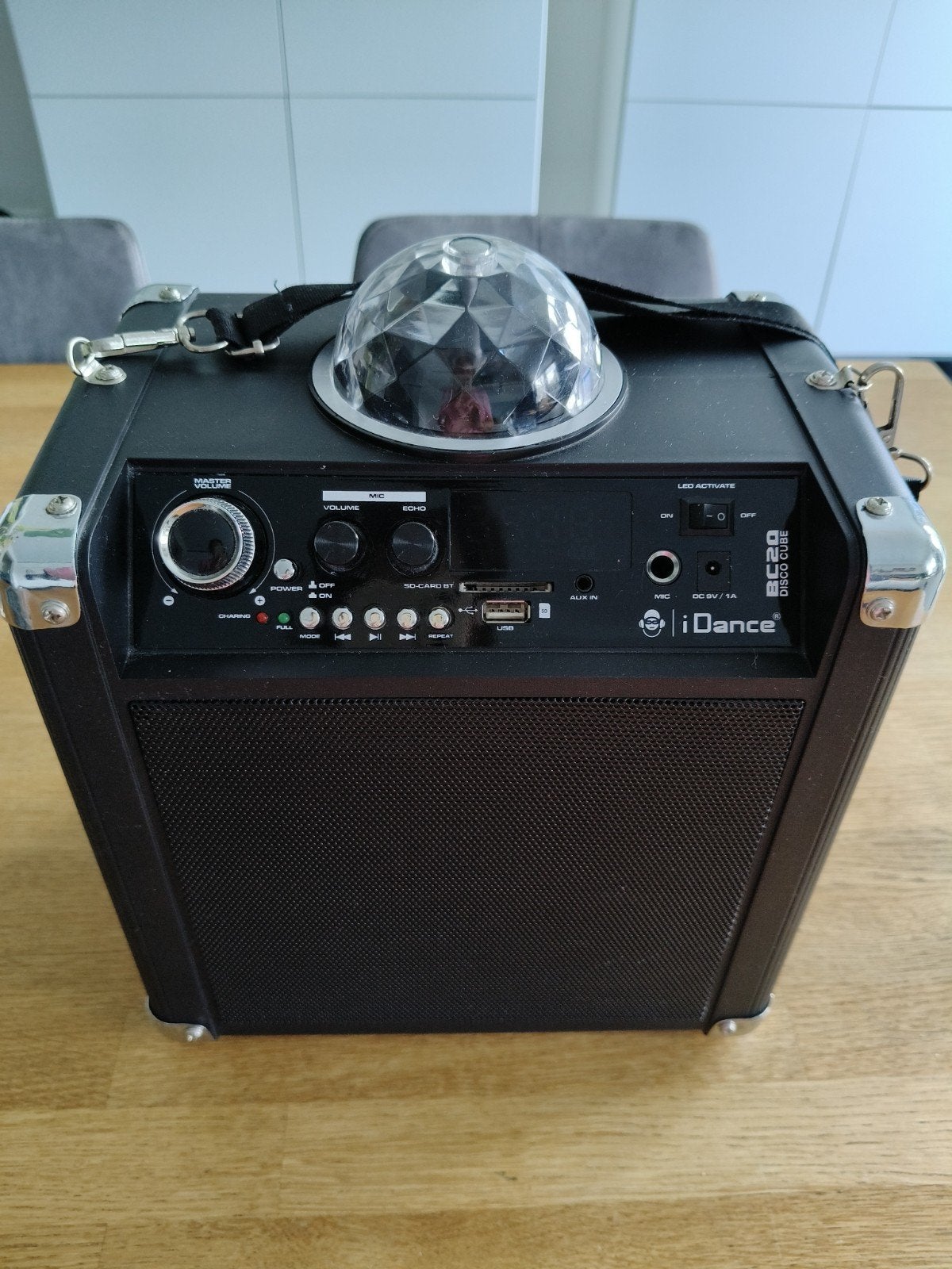 iDance Dance Cube, Microfoon en Afstandsbediening, Ophalen, Zo goed als nieuw, Complete set