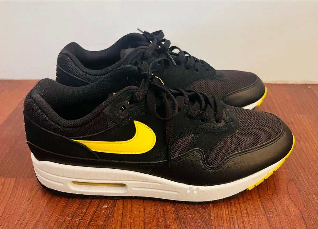 Nike Air Max 1 Zwart Geel - nieuw, Zwart, Nieuw, Ophalen of Verzenden, Sneakers of Gympen