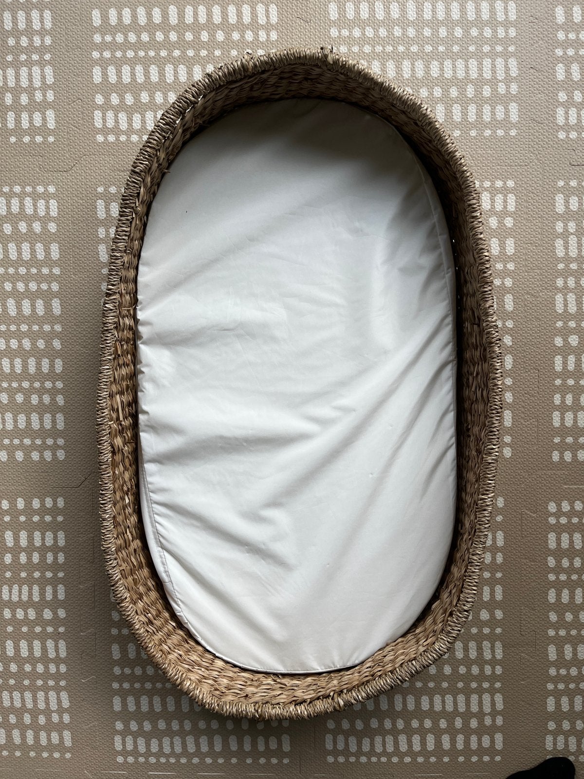 Rieten verschoonmand + matrasje, Ophalen, Zo goed als nieuw, Aankleedkussen