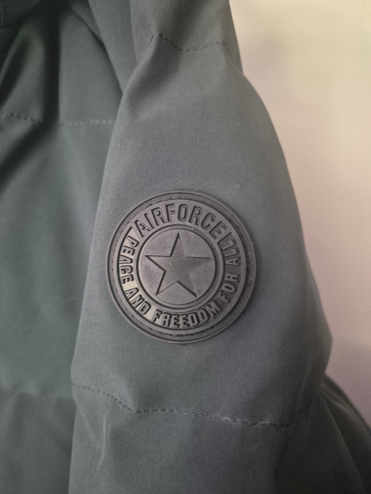 Airforce lange winterjas groen, Maat 38/40 (M), Airforce, Ophalen of Verzenden, Zo goed als nieuw