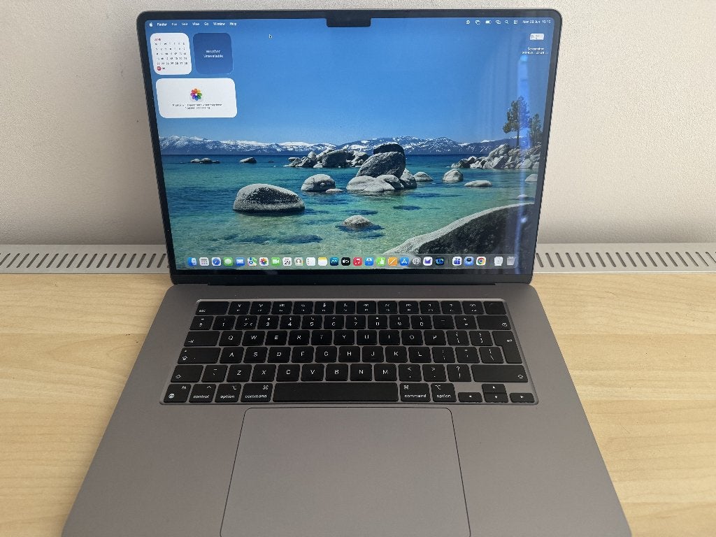 MacBook Air 15 inch M2 (16GB/1TB) + beschermhoes, Ophalen, 1 TB of meer, Zo goed als nieuw, MacBook Air