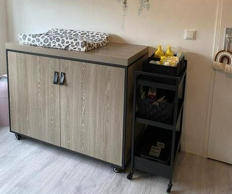 Babydump bedje + commode, Ophalen, Gebruikt, 50 tot 70 cm, 100 cm of meer