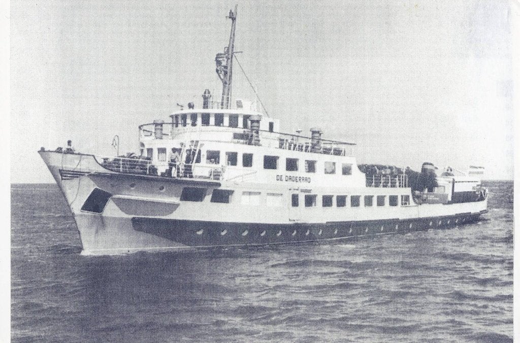 De Dageraard, later  Noord Nederland van Doeksen FOTO  1, Verzamelen, Ophalen of Verzenden, 1980 tot heden, Gelopen, Waddeneilanden