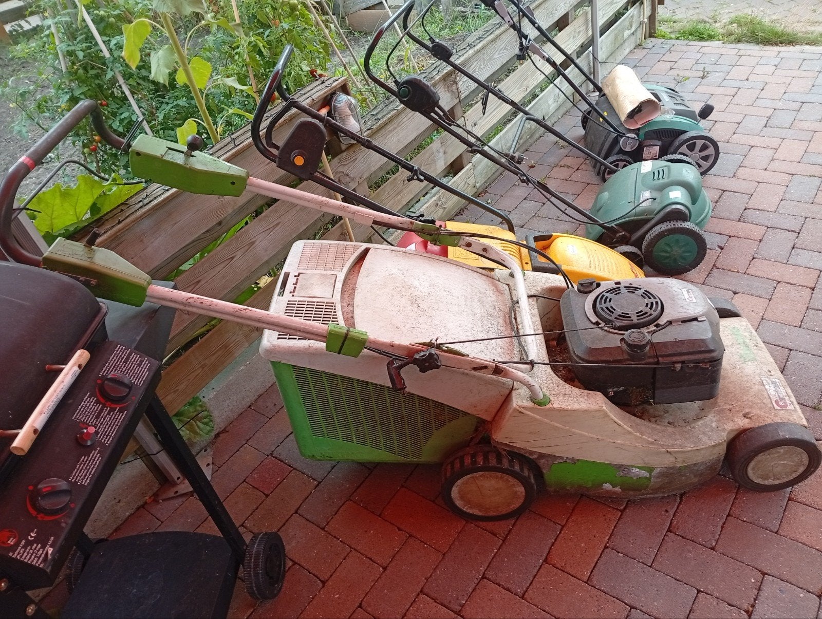 Grasmaaiers (benzine & elektrisch) en verticuteermachines, Tuin en Terras, Ophalen of Verzenden, Gebruikt, Benzine-grasmaaier