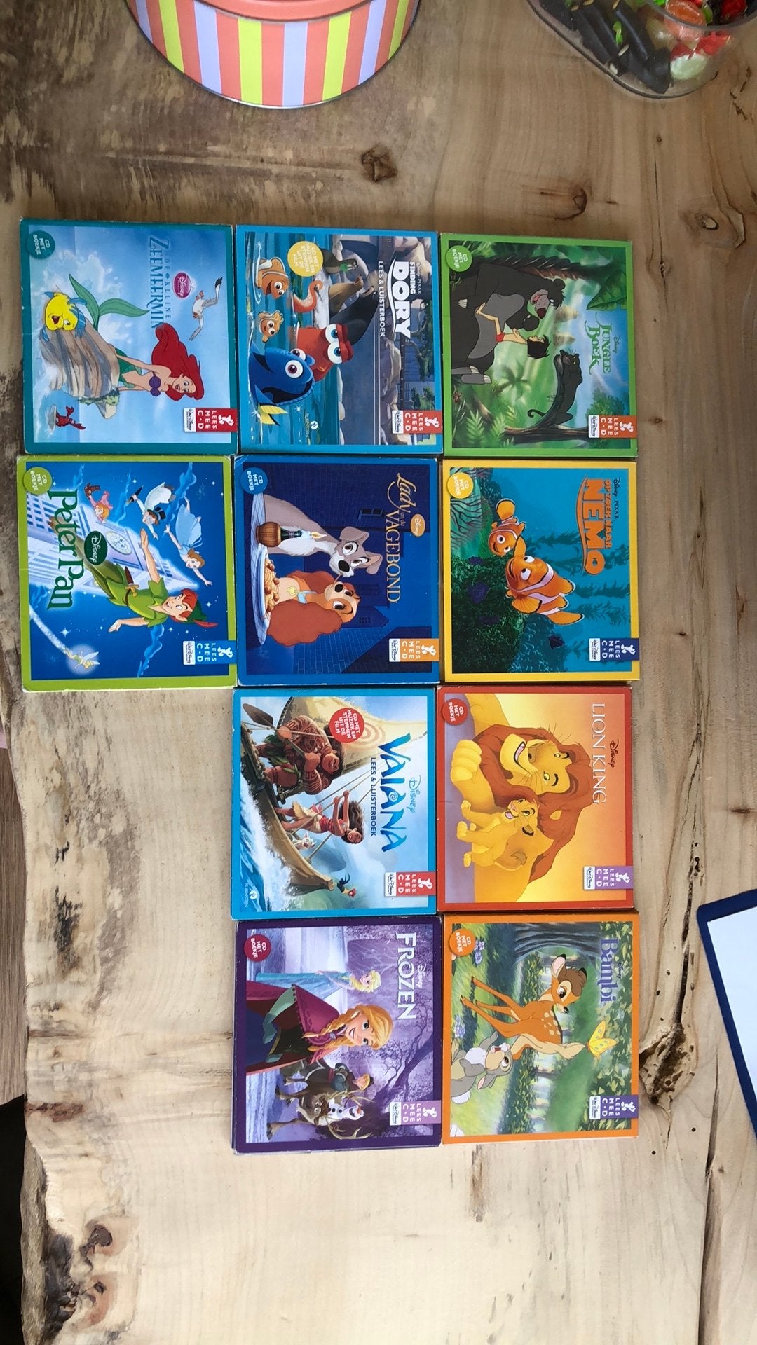 7 DISNEY LUISTER MEE CD’S, Alle leeftijden, Ophalen of Verzenden, Gebruikt