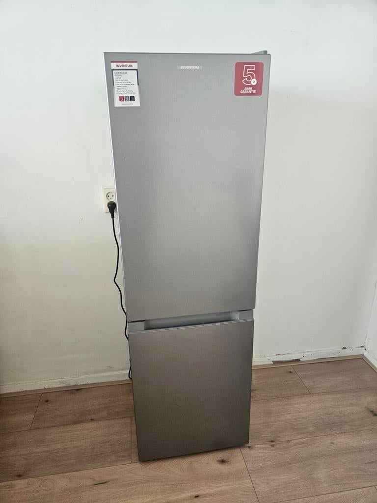 LAATSTE WEEK - Inventum koel-vries combinatie, Witgoed en Apparatuur, Koelkasten en IJskasten, 200 liter of meer, Ophalen, Met aparte vriezer