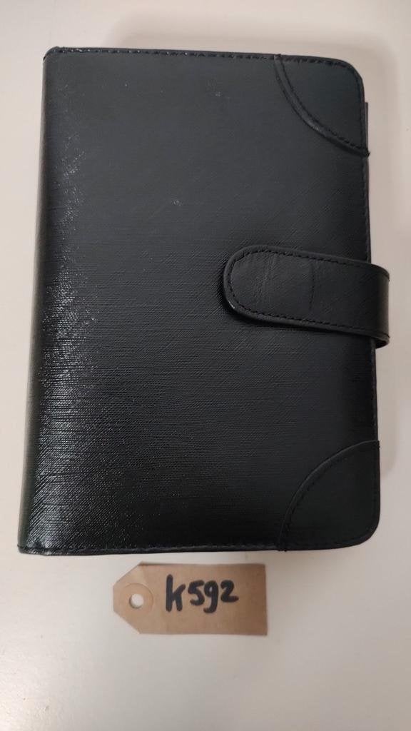 K592 Agenda organizer zwart kunstleder model standard, Diversen, Onbekend, Ophalen of Verzenden, Zo goed als nieuw, Onbekend