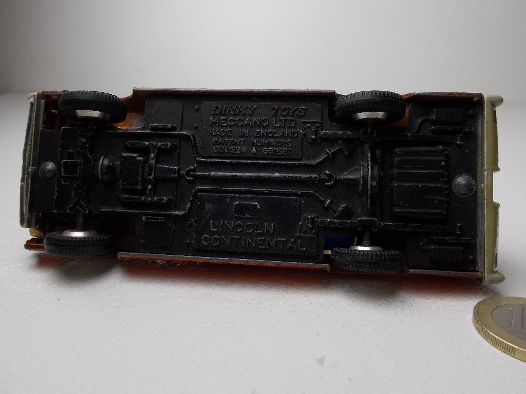 1964 Dinky Toys 170 LINCOLN CONTINENTAL., Ophalen of Verzenden, Gebruikt, Auto, Dinky Toys