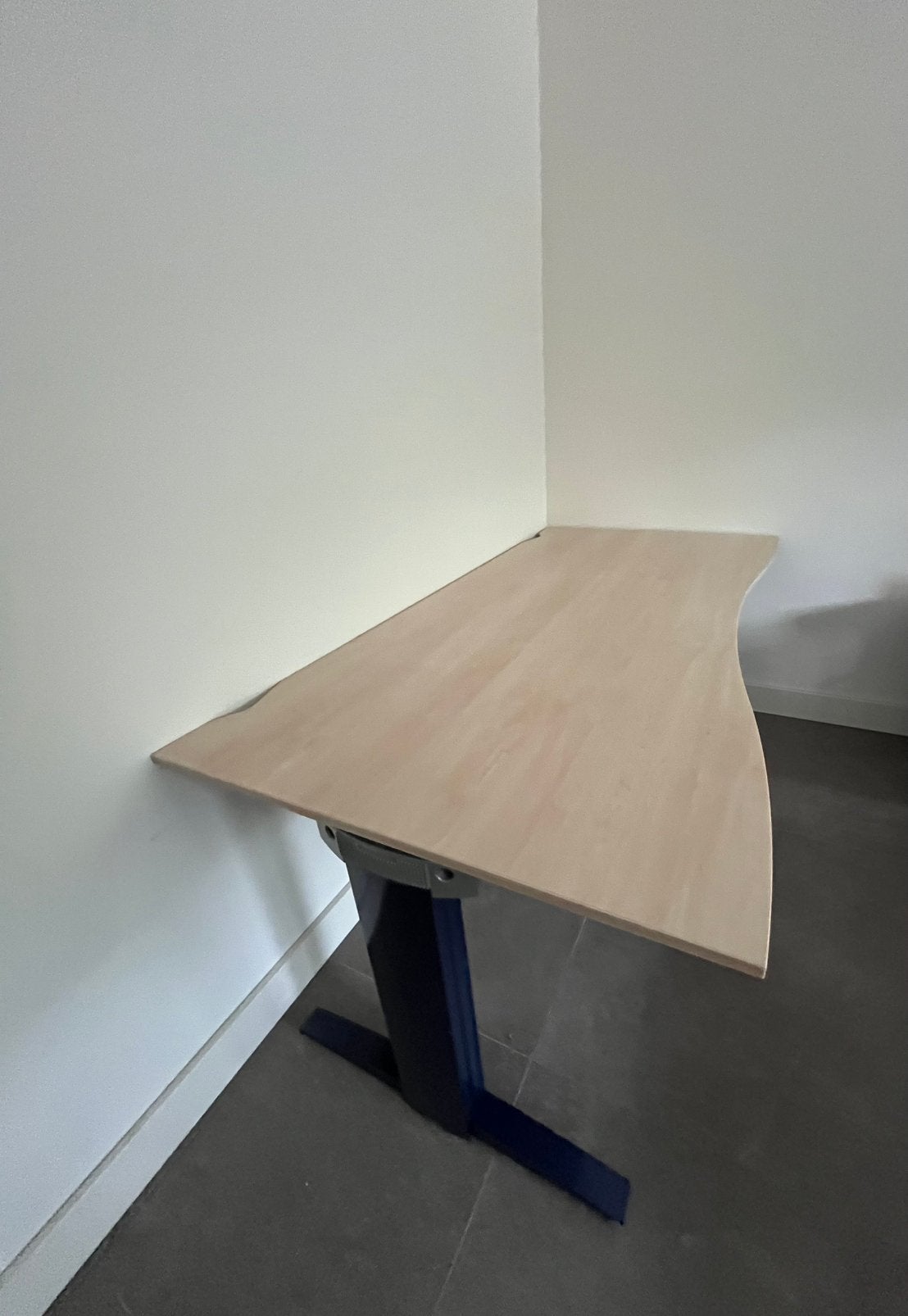 Voortman Bureau 180 x 90 cm in nette staat, Ophalen, Zo goed als nieuw