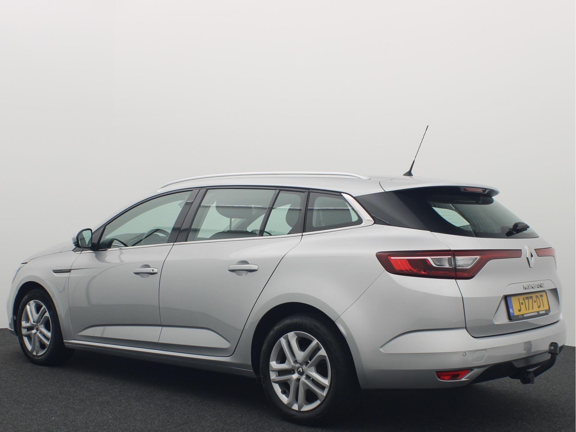 Renault Mégane Estate 1.3 TCe Zen TREKHAAK / CARPLAY / NAVI, Voorwielaandrijving, Stof, Gebruikt, 4 cilinders