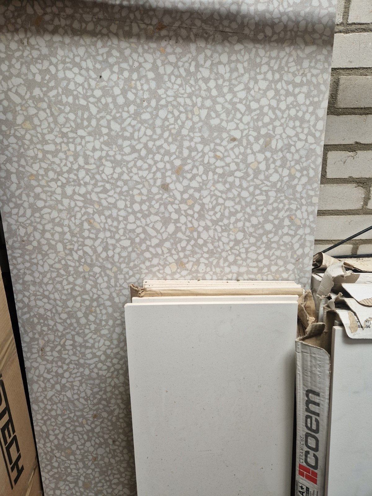 Diverse tegels - Marmerlook, Terrazzo en Effen, Ophalen, 60 cm of meer, Zo goed als nieuw, 10 m² of meer