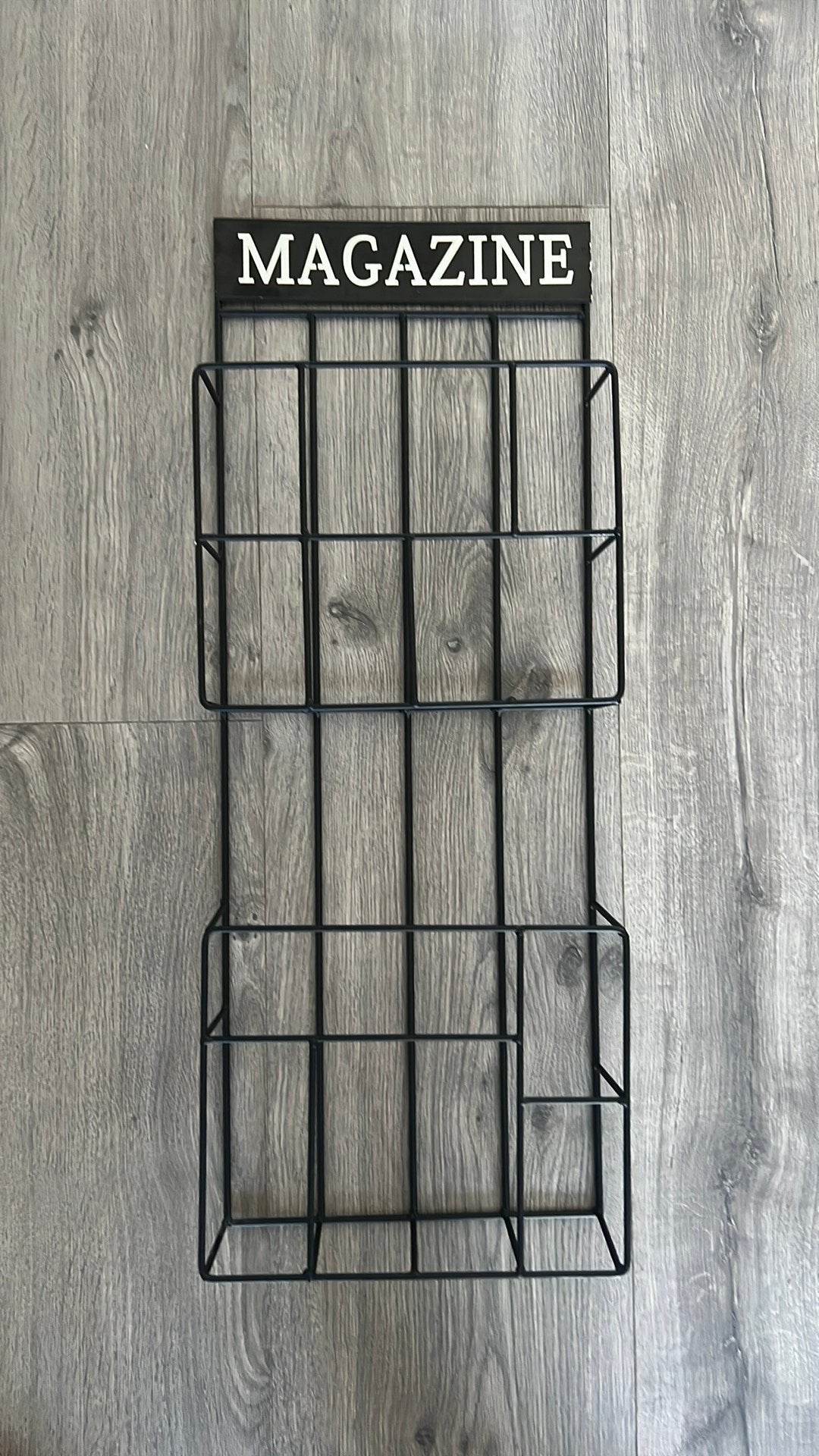 Zwart metalen tijdschriftenrek 'MAGAZINE' - 66x25x8.5cm, Meerdere vakken, Metaal, Modern, Ophalen of Verzenden