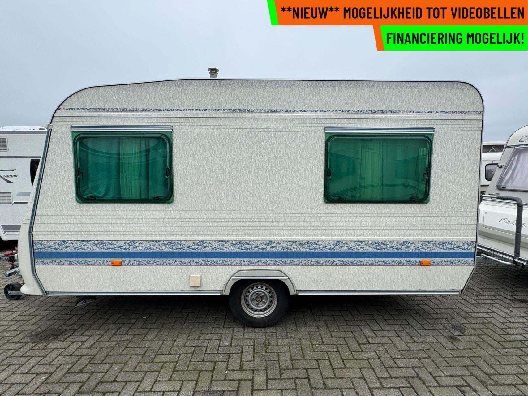 Adria UNICA 390 DS DINETTE + TREINZIT + FIETSENDRAGER, Caravans en Kamperen, Serviceluik, Bedrijf, Tot en met 3, Adria