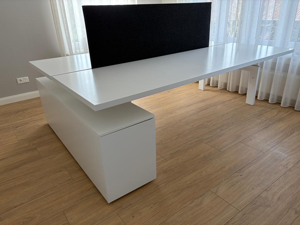 Partnerdesk duo bureau, Ophalen