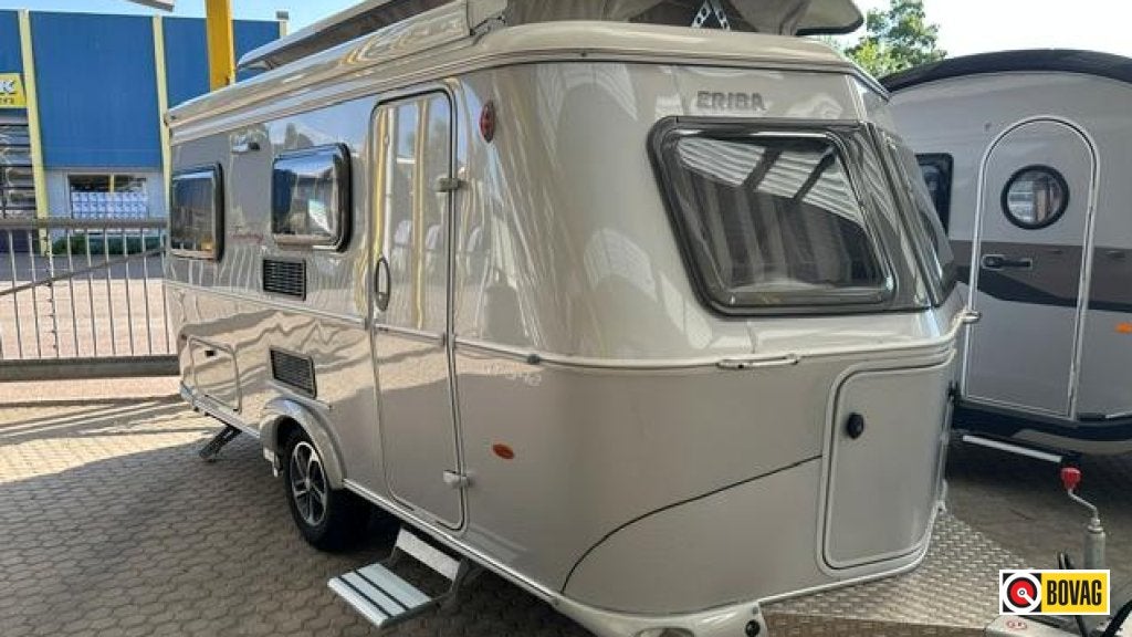 Eriba Touring Troll 542 GT ENKELE BEDDEN, Caravans en Kamperen, Standaardzit, Schokbreker, Bedrijf, 4 tot 5 meter
