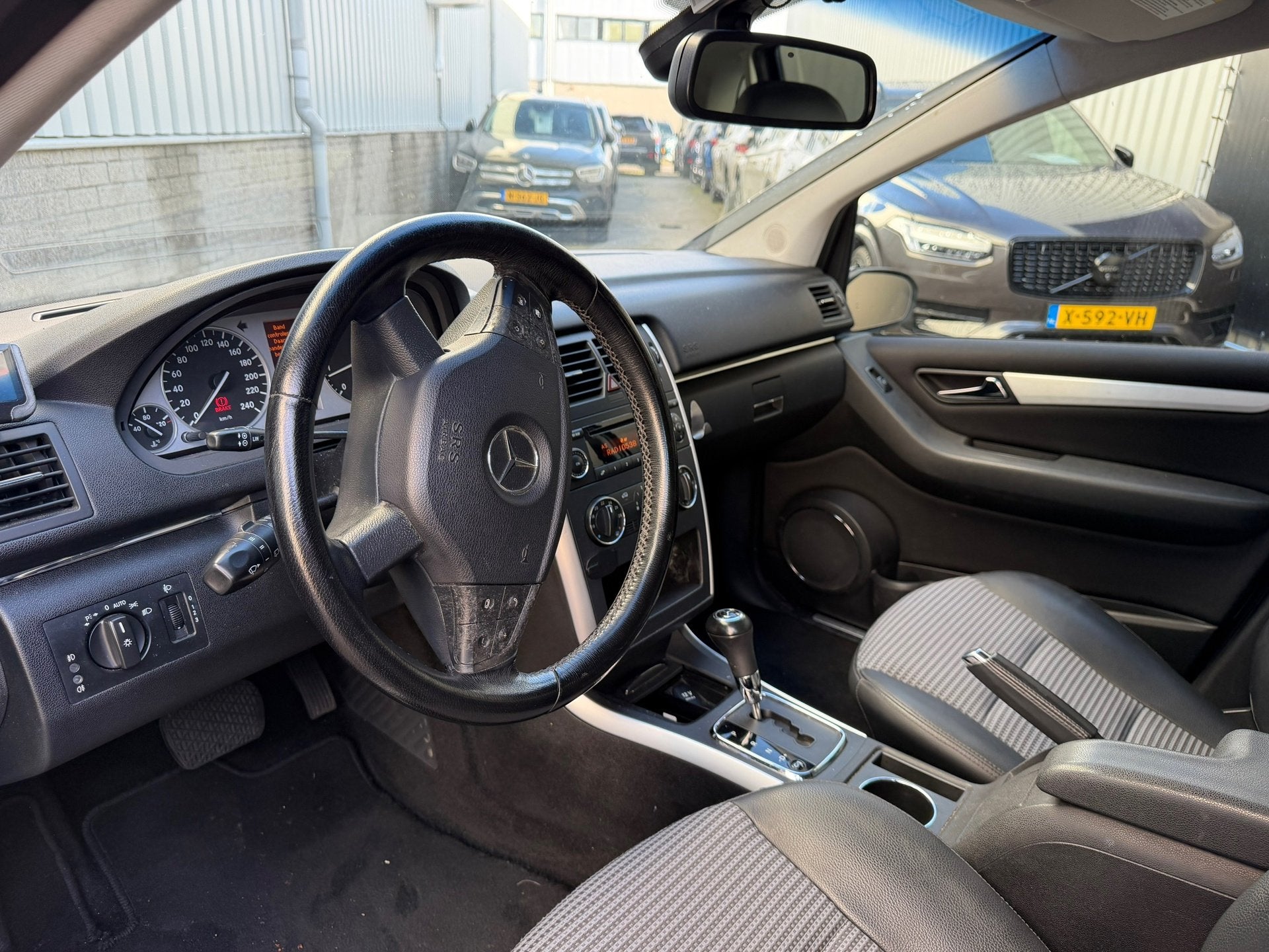 Mercedes-Benz B-klasse 170 Automaat NL auto NAP., Gebruikt, Zwart, 4 cilinders, Zwart