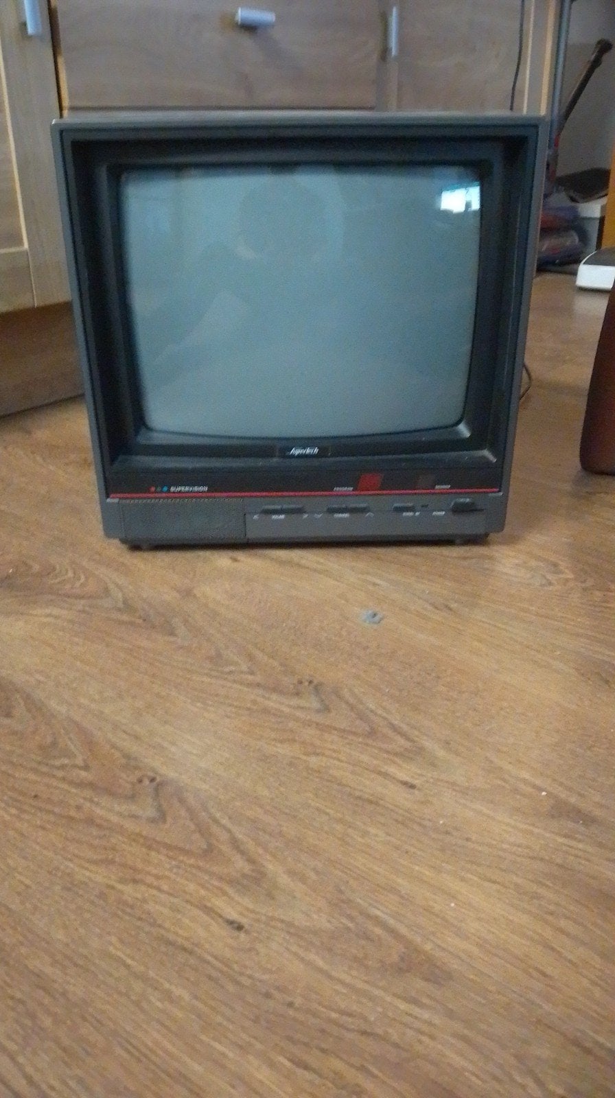 crt tv supertech draagbaar, Ophalen, Gebruikt, Overige merken