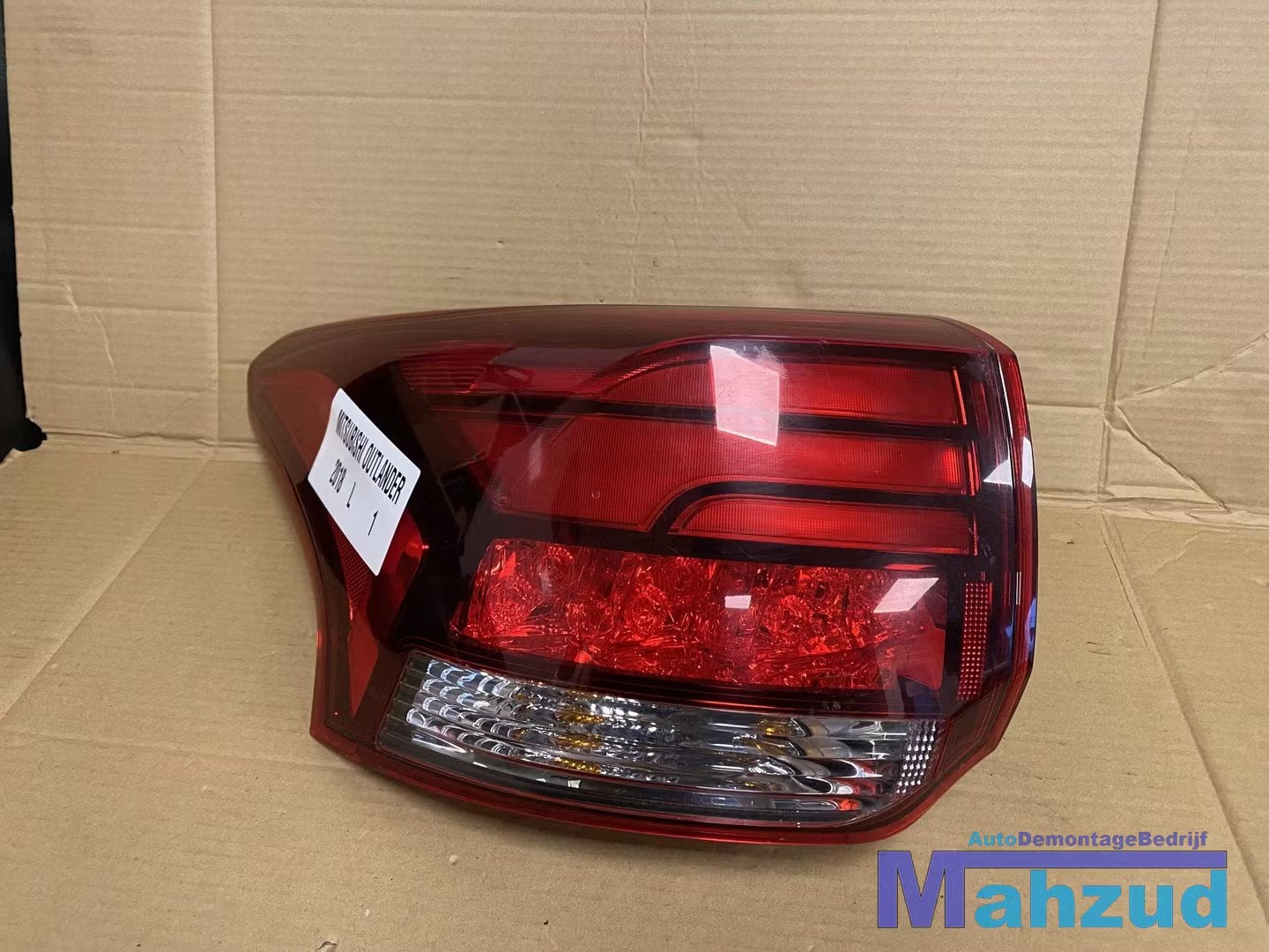 MITSUBISHI OUTLANDER PHEV Achterlicht Links 2015-2021, Auto-onderdelen, Verlichting, Info@mitsubishi-motors.com, Gebruikt, Mitsubishi Motors Corporation