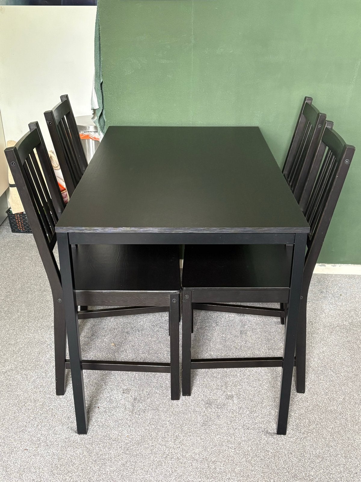 IKEA Eettafel met STEFAN stoelen 4x  - Zwart/bruin, Ophalen, Gebruikt, 4 tot 6 stoelen