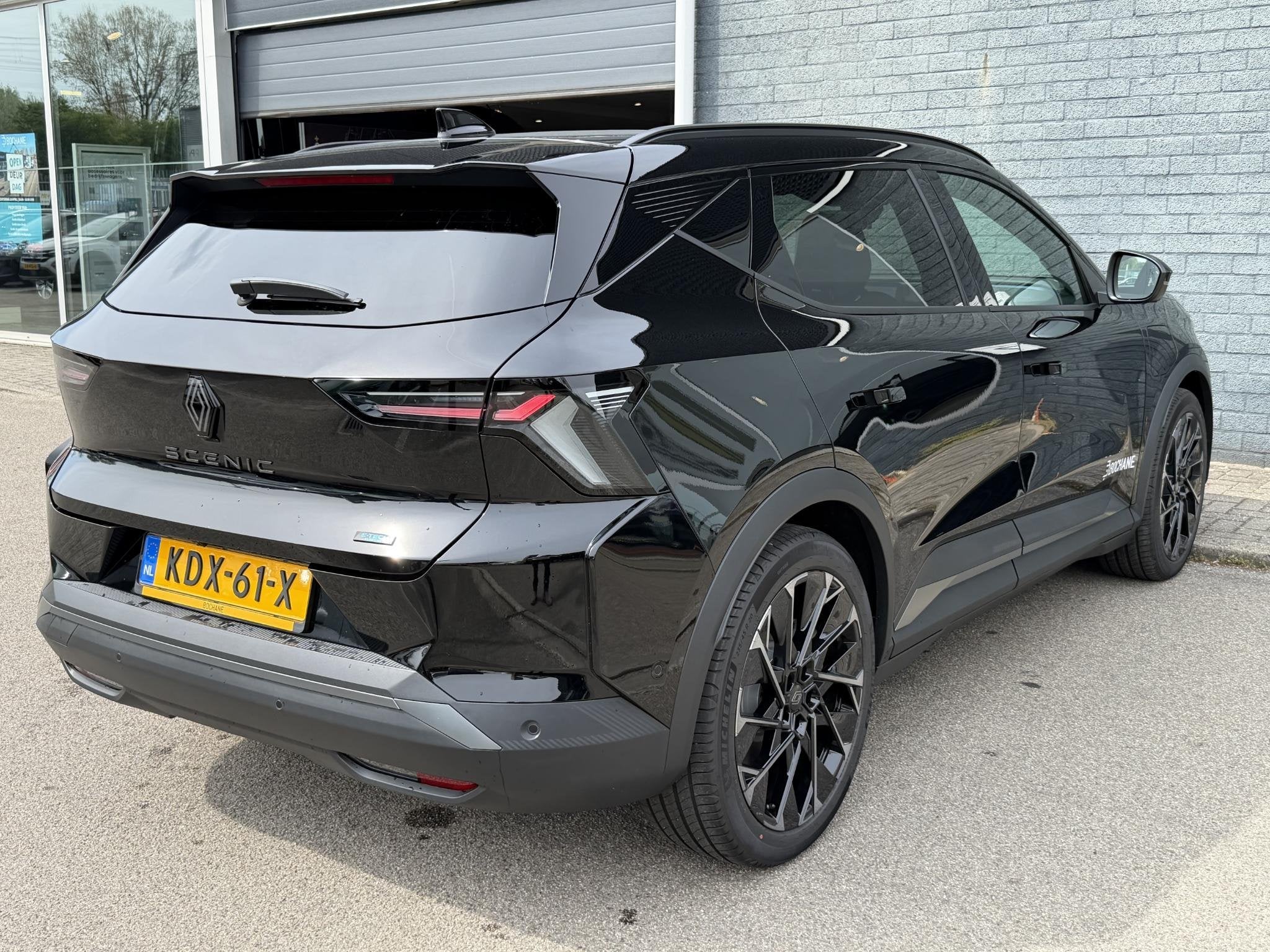 Renault Scenic E-Tech EV87 long range esprit Alpine | Demo |, Auto's, Huisgarantie, 40 min, Leder en Stof, Zwart