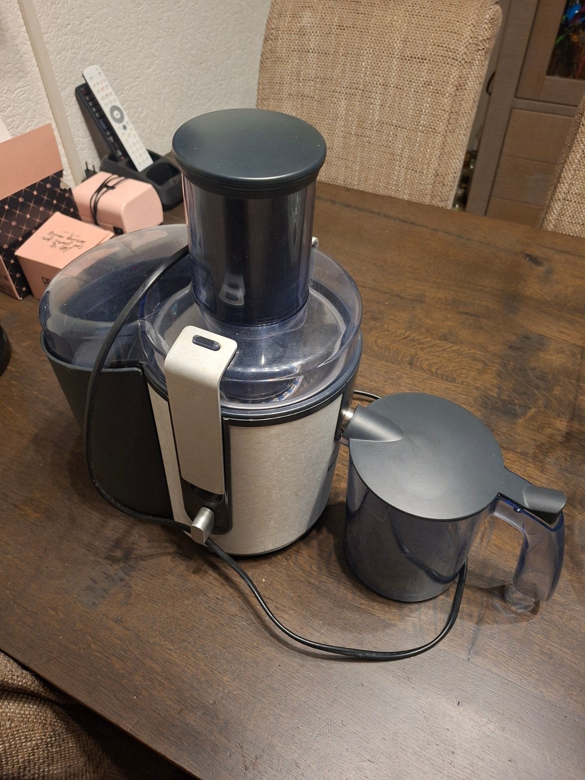 te koop philips sap machine zie foto's, Witgoed en Apparatuur, Juicers, Ophalen, Zo goed als nieuw, Elektrisch, Sapcentrifuge