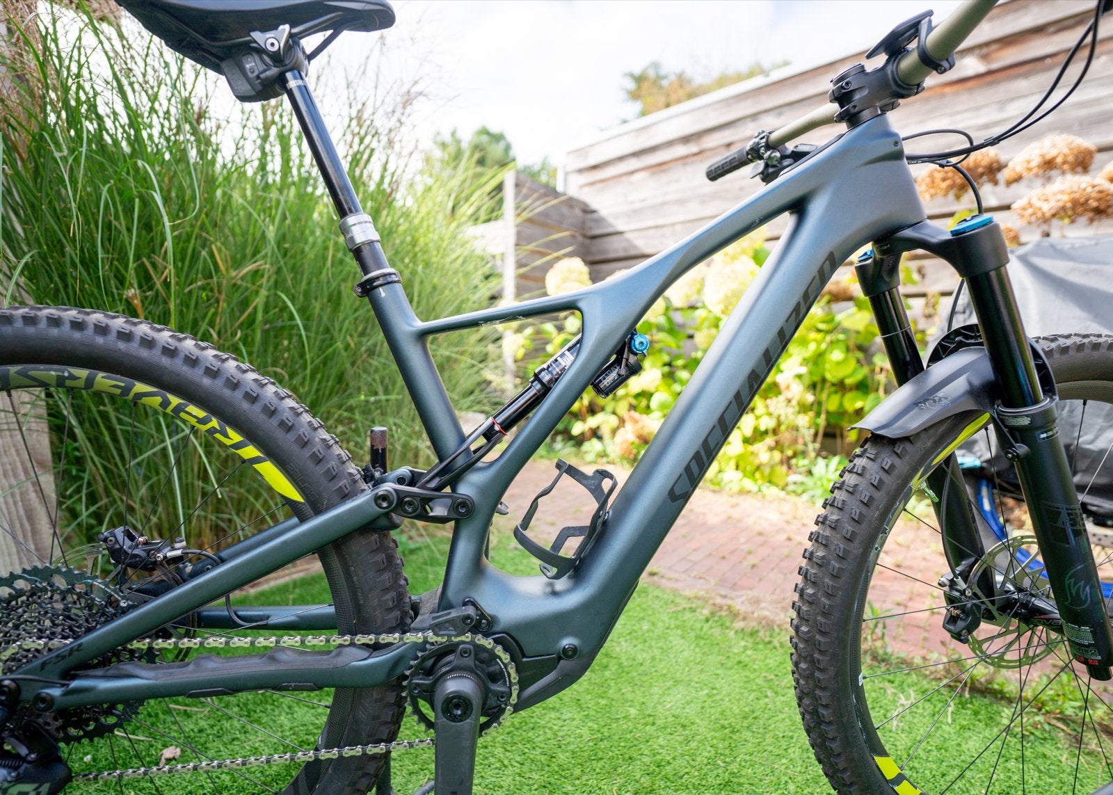 Specialized Turbo Levo SL Comp Carbon E-MTB, Fietsen en Brommers, 28 inch, Vering, Zo goed als nieuw, Meer dan 20 versnellingen