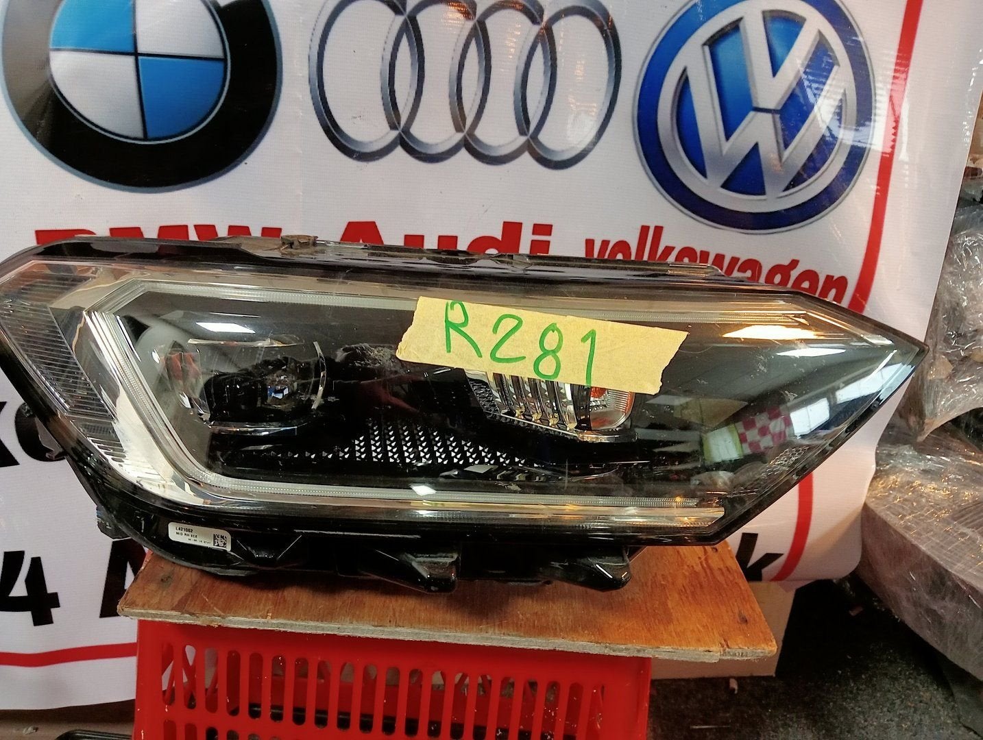 Volkswagen Jetta IV koplampen rechts 17B941036E origineel, Auto-onderdelen, Verlichting, Gebruikt, -, Volkswagen, -