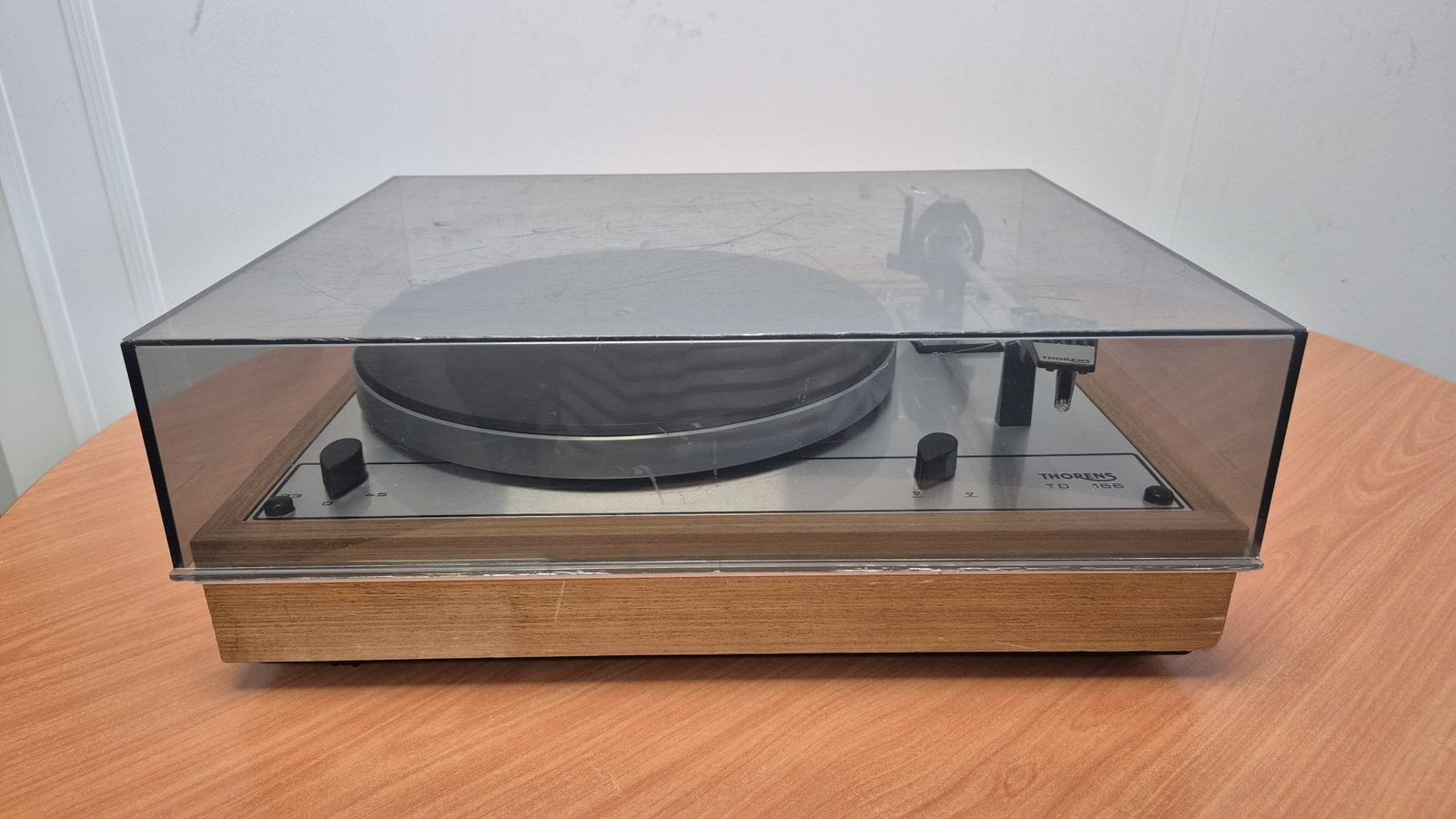 30% korting: Thorens TD-166 met nieuw Ortofon element, Ophalen, Refurbished, Platenspeler, Thorens