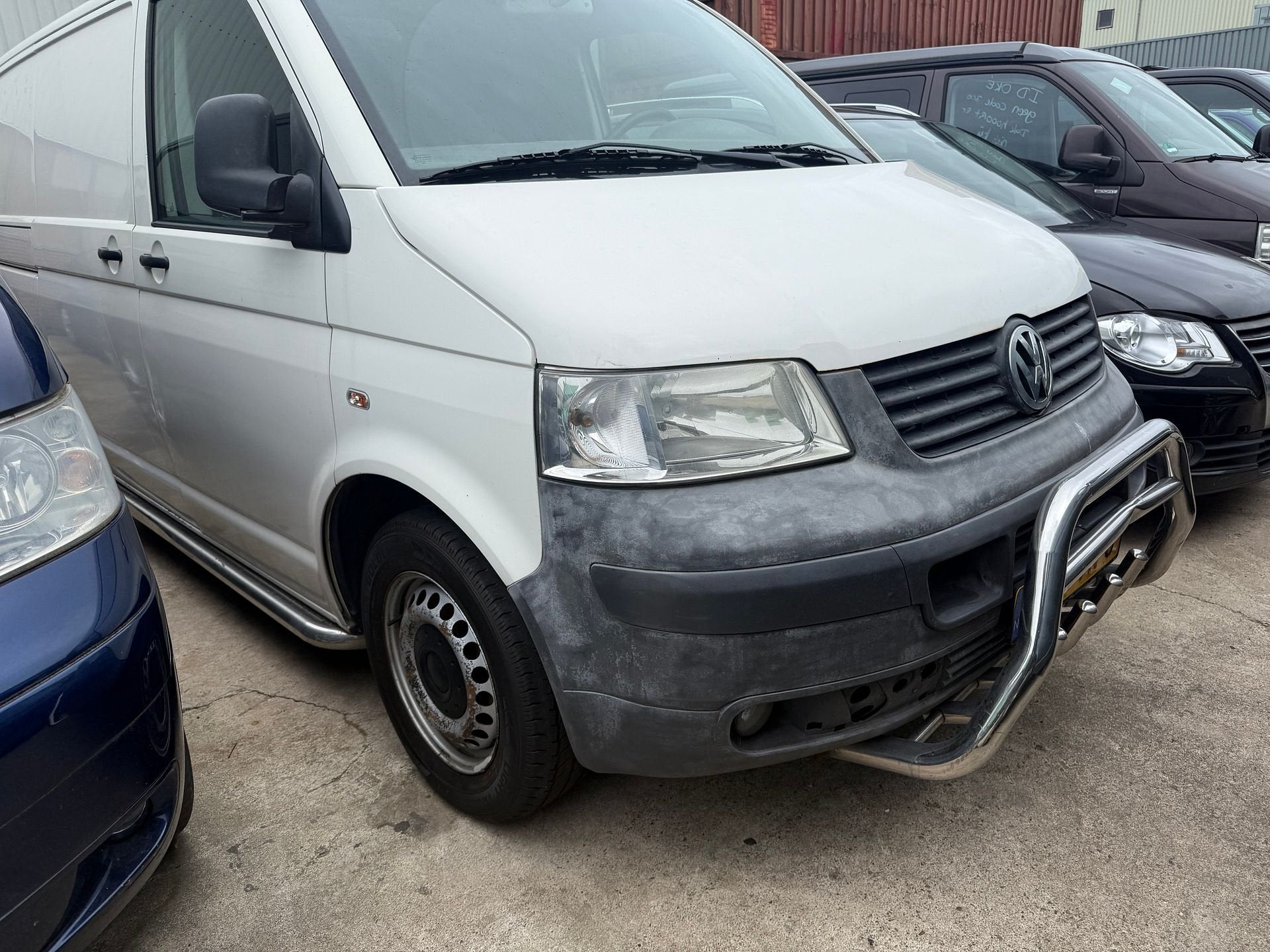 Volkswagen T5 2.5 voorfront wit, Auto-onderdelen, Carrosserie en Plaatwerk, Gebruikt, -, Ophalen of Verzenden, Bumper