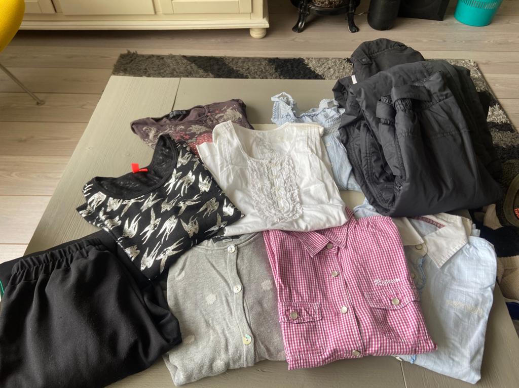 Leuk pakketje meidenkleding mt 140/152 voor 4,50 !!!, Ophalen of Verzenden, Gebruikt